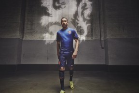2026世界杯-Ning王者归来！首战惊险取胜，雄鹿主场沸腾